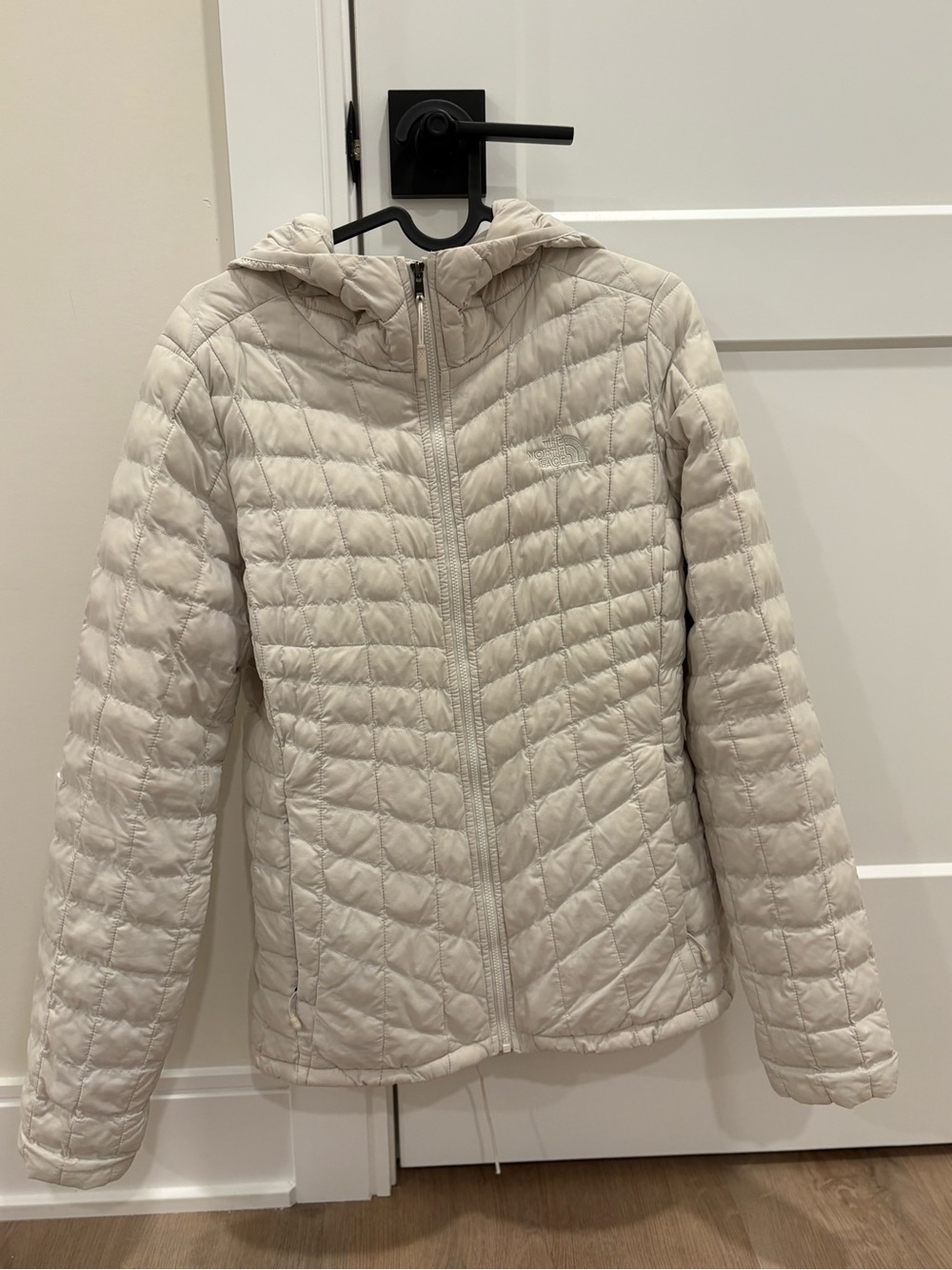 The North Face ThermoBall Hooded Jacket Size Medium - Picture 2 of 10